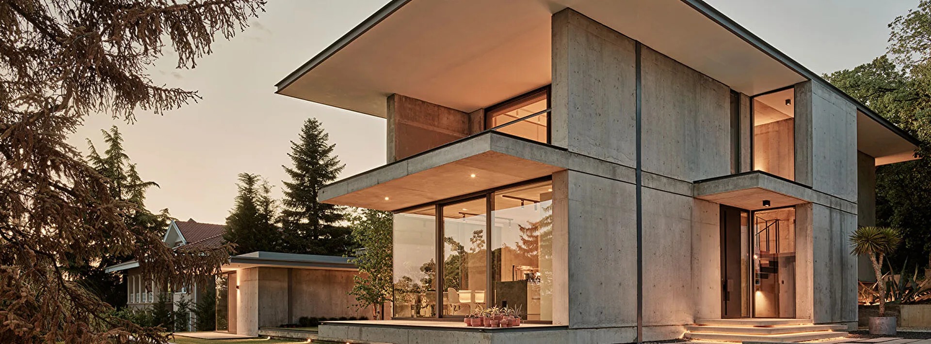 1350x500px-Bursa-Can-House-D