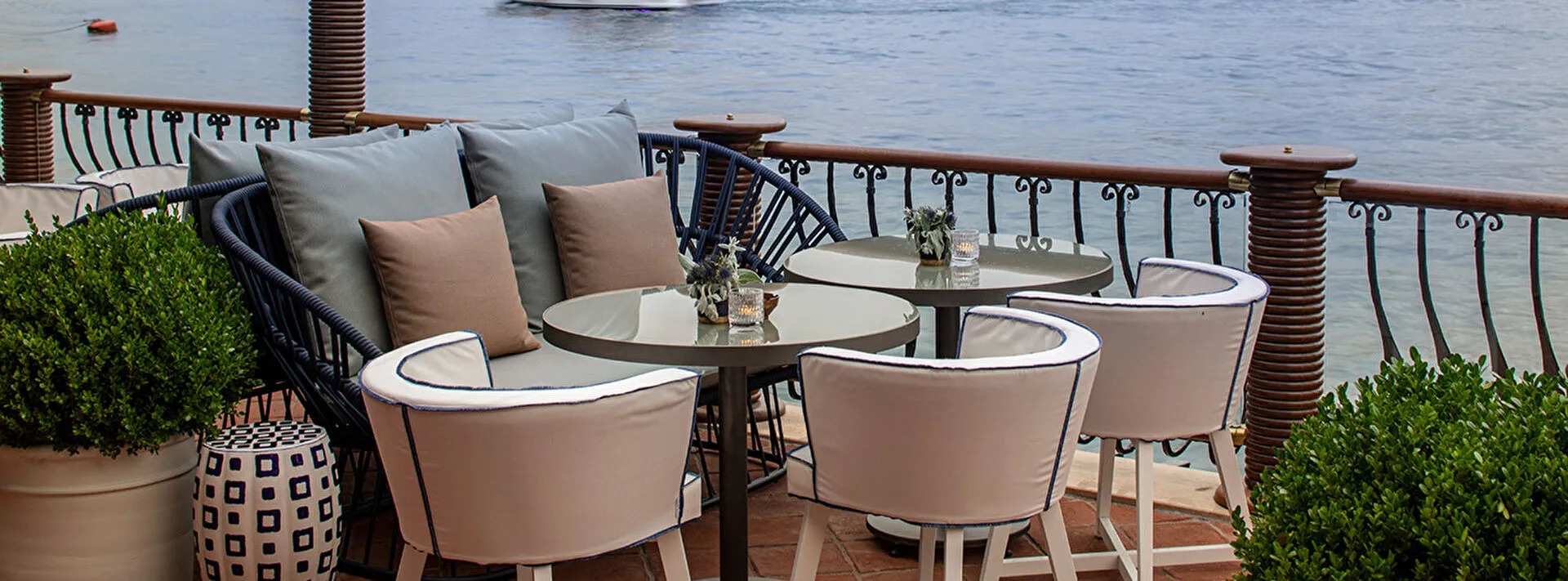 1350x500px-Bebek-Hotel-D